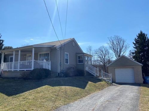 808 Allegheny Ave, New Castle, PA 16101-5307