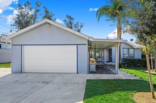 18441 Eucalyptus Ave, Lake Elsinore, CA 92532-2124