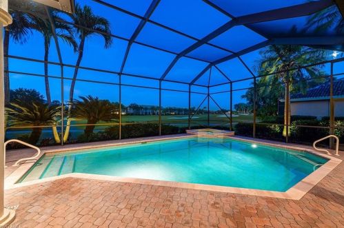 8783 Muirfield Dr, Naples FL 34109-4352 exterior