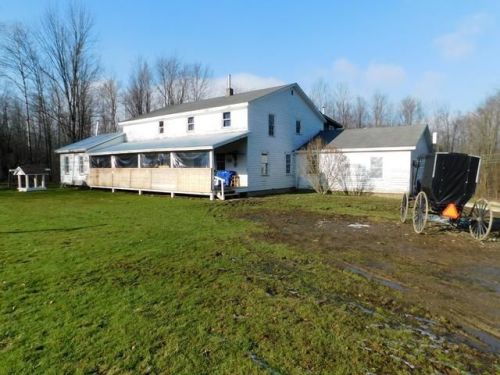 492 Cemetery Rd, Russell, PA 16345-1610
