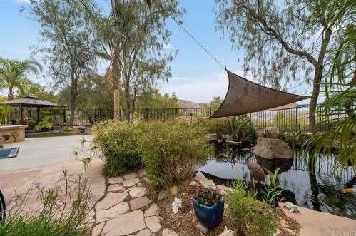 28030 Gibraltar Ln, Santa Clarita CA  91384-4548 exterior