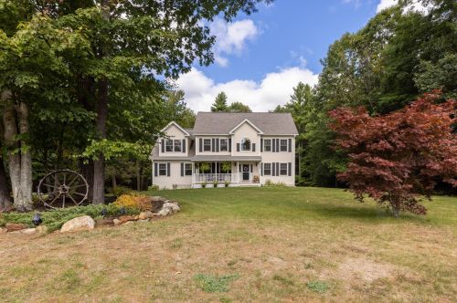 148 Tuck Dr, Fremont, NH 03044-3054