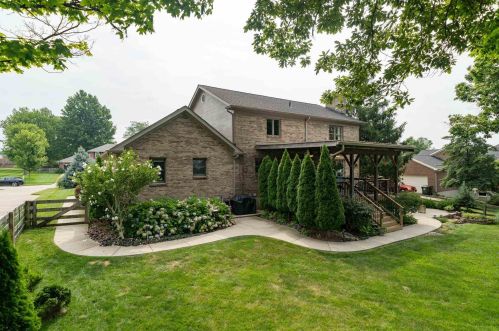 9221 Tranquility Dr, Florence KY  41042-9694 exterior