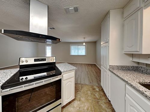 245 Craig St, Burleson TX  76028-3505 exterior