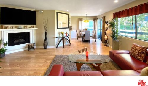 26957 Rainbow Glen Dr, Santa Clarita, CA 91351-5526