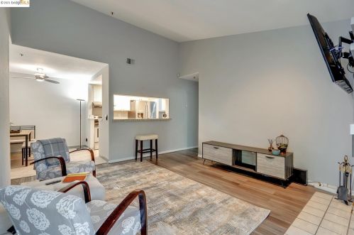 308 Dursey Dr, Pinole CA  94564-2665 exterior