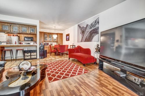25912 Hayward Blvd, Hayward, CA 94542-1641