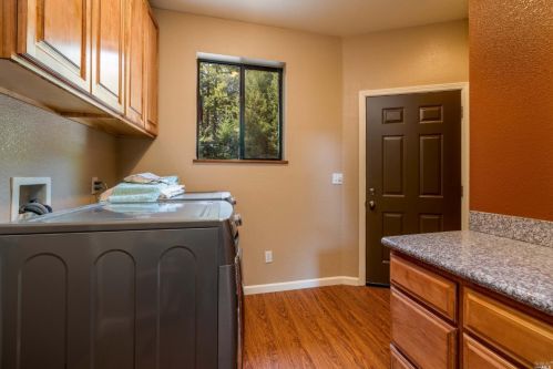 4116 Blackhawk Dr, Willits CA  95490-8777 exterior