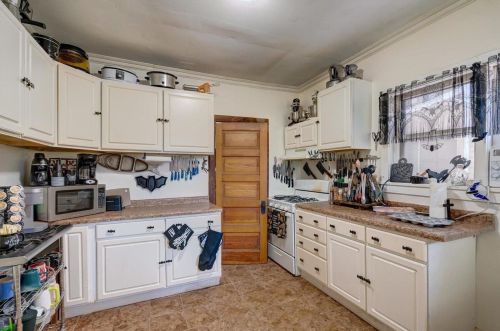 644 Johnson St, Madison WI 53703-1531 exterior