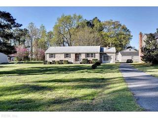 1713 Old York Hampton Hwy, Yorktown, VA 23692-4124