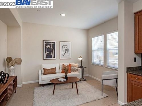 3001 Mary Helen Ln, San Jose, CA 95136-4853