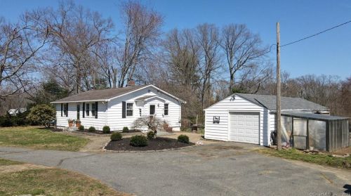 341 Jobs Hill Rd, Ellington, CT 06029-2213