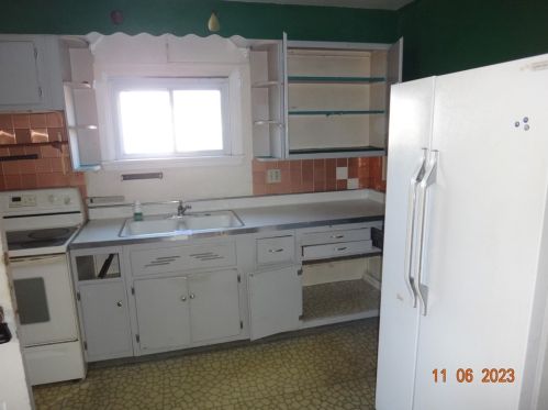 2055 Ridge Road Ext, Ambridge, PA 15003-1037
