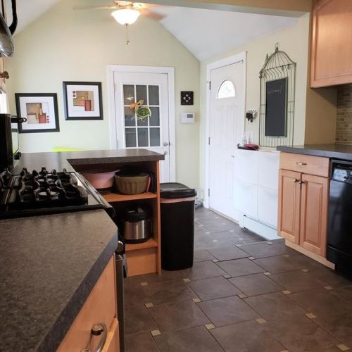 24 Plymouth Rd, North Providence RI  02904-5225 exterior