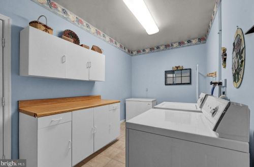 32 Beechwood Dr, Charnita PA  17320-9207 exterior