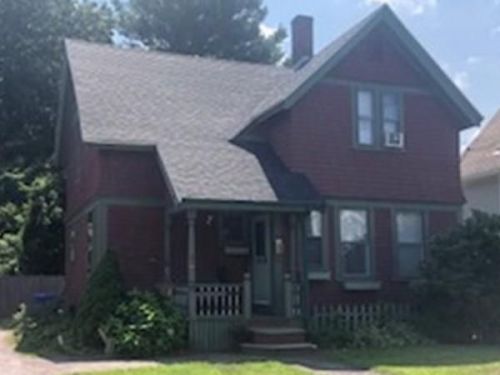 36 Orchard St, Taunton, MA 02780-4607