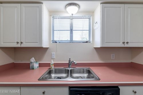 2820 6 St, Tucson AZ  85716-4406 exterior