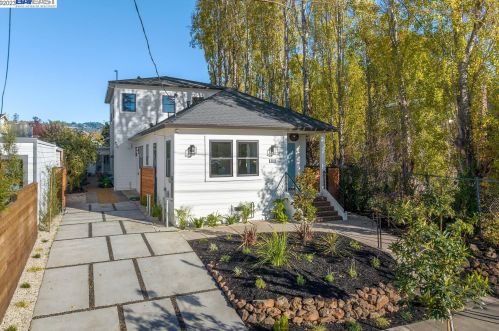 5926 Dover St, Oakland CA  94609-1426 exterior