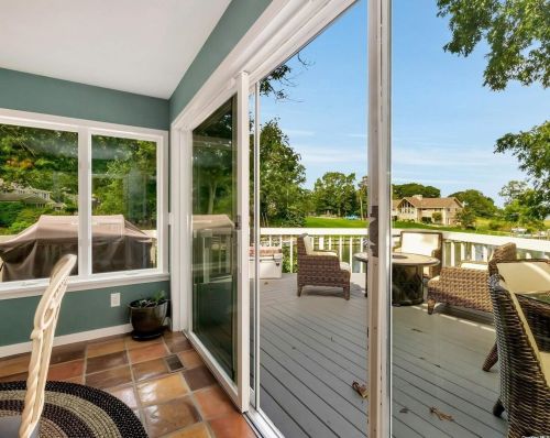 400 Windjammer Dr, Southold NY  11971-2217 exterior