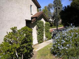 815 Plaza De Tierra, Fullerton, CA 92833-2035