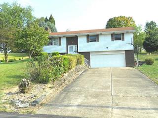 160 Skyline Dr, California, PA 15419-1241