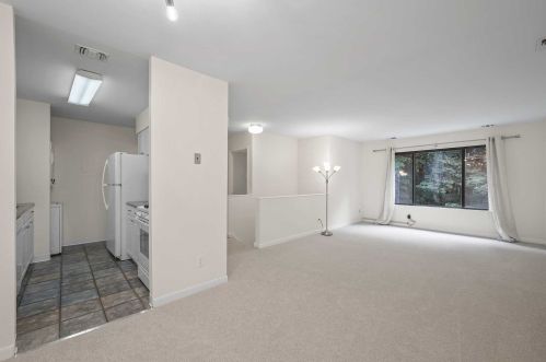 2712 Pne Cone Ct, Poughkeepsie NY  12603-7112 exterior