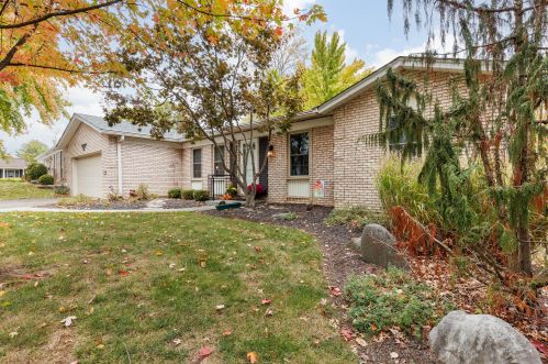 10 Homestead Pl, Newport, KY 41075-1225