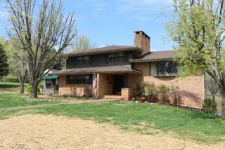 212 Central St, Sweetwater, TN 37874-1155