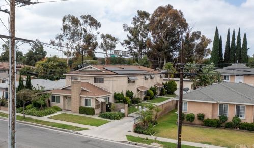 9242 Park St, Bellflower CA  90706-5665 exterior