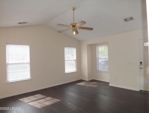 102 Blacksmith Cir, Beaufort, SC 29906-8582