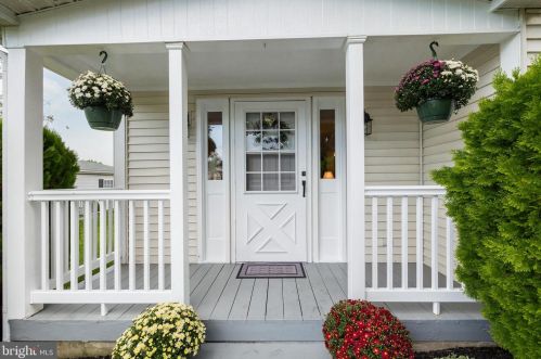 17 Goldenrod Ct, Harleysville, PA 19438-3609
