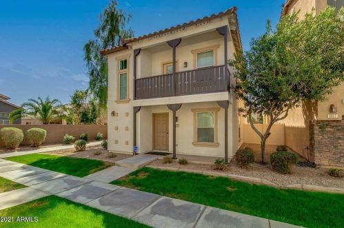 969 Wendy Way, Gilbert, AZ 85233-3623