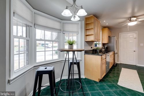 6614 Huntsman Blvd, Springfield VA 22152-2621 exterior