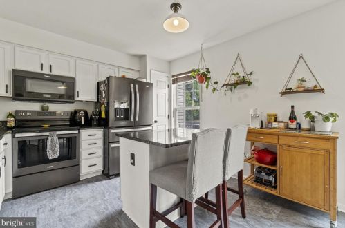 9801 Bartley Ct, Fredericksburg VA  22408-9225 exterior