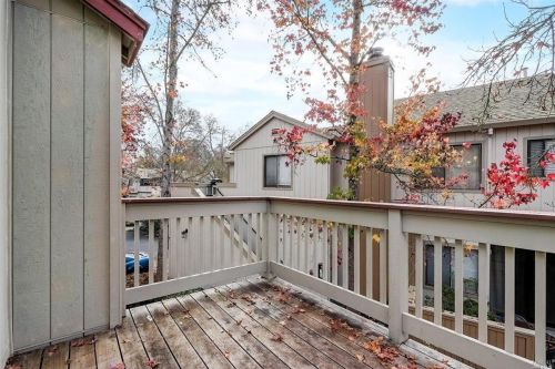 2527 Westberry Dr, Santa Rosa CA 95403-4136 exterior