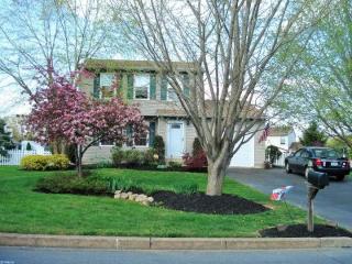 1960 Heather Cir, Jamison, PA 18929-1334