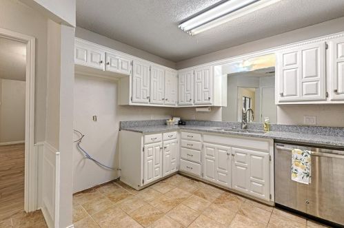5404 Nevada Dr, Greenville TX  75402-6103 exterior
