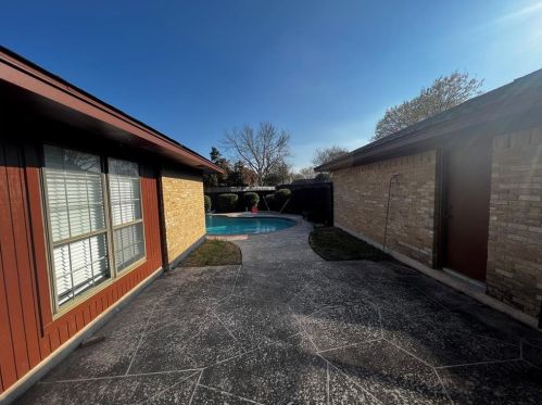 2002 Plymouth Rock Dr, Richardson TX  75081-3945 exterior