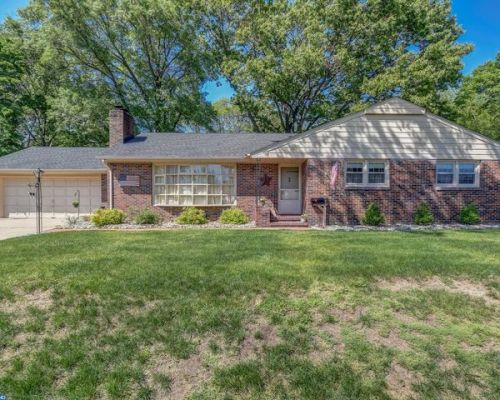 425 3rd St, Florence, NJ 08518-2101