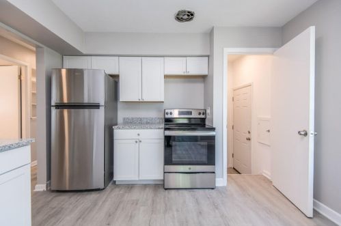 2376 77 St, Milwaukee WI 53219-2765 exterior