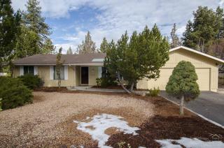 20282 Parr Ln, Bend, OR 97702-2678