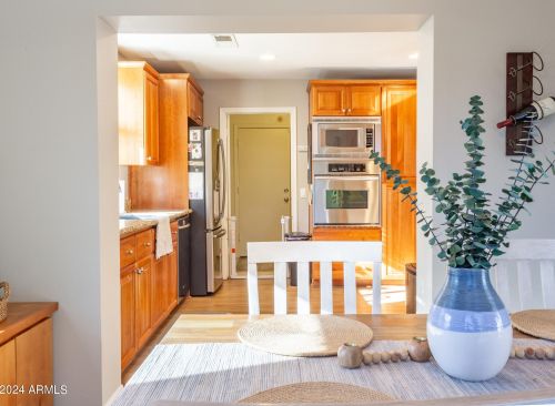 5829 Acoma Dr, Scottsdale AZ  85254-2413 exterior