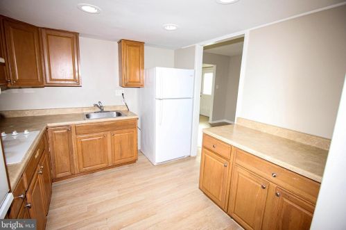 132 Rittenhouse Dr, Willingboro NJ  08046-2573 exterior