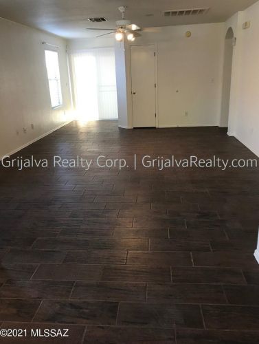 7326 Nevil Dr, Tucson AZ  85746-2564 exterior