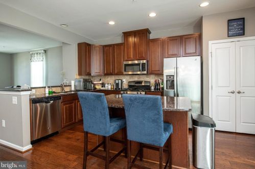 101 Tulip Ln, Gilbertsville PA  19525-8121 exterior