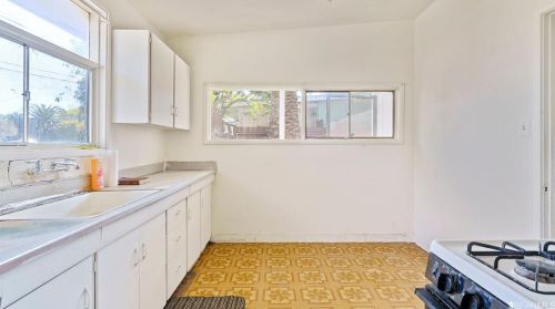 1684 Purdue Ave, Palo Alto CA  94303-1239 exterior