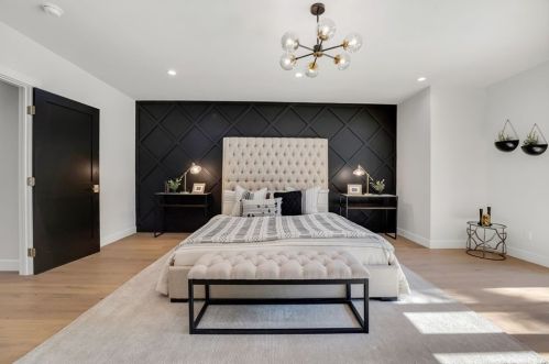 4709 Norwich Ave, Van Nuys CA  91403-2017 exterior