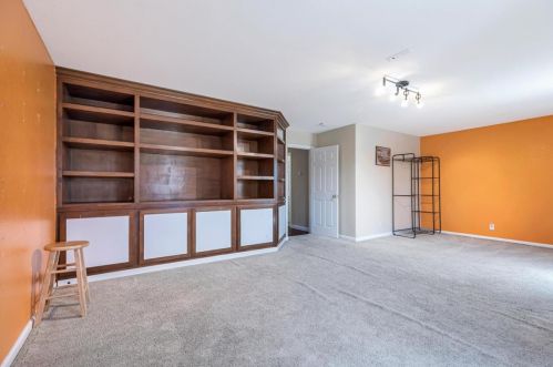 750 Joshua Dr, Hollister CA  95023-5671 exterior