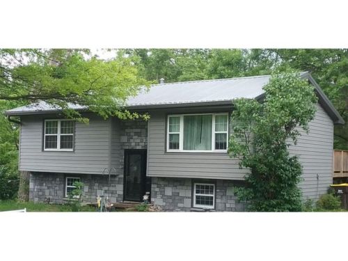 105 Delaware St, Lacelle, IA 50213-1110