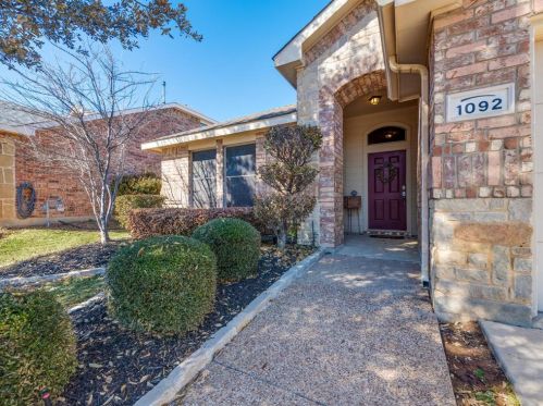 1092 Grand National Blvd, Fort Worth, TX 76179-2393